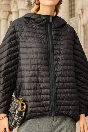 2024 New Winter Short Puffer Jacket Women 90% White Duck Down Coat Loose Female Feather Parka Hooded Outwear Warm Fashion